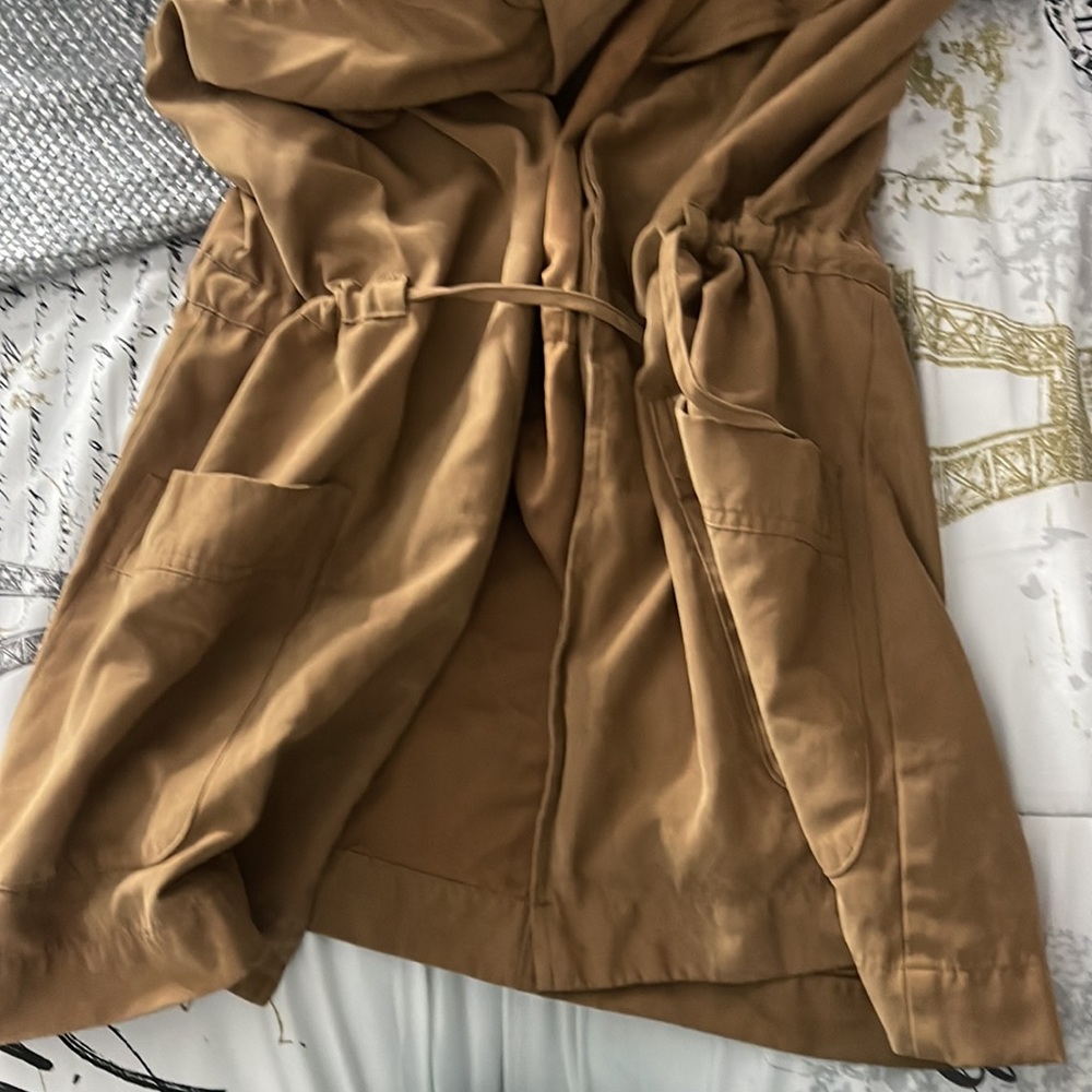 Vest - Picture 3 of 3